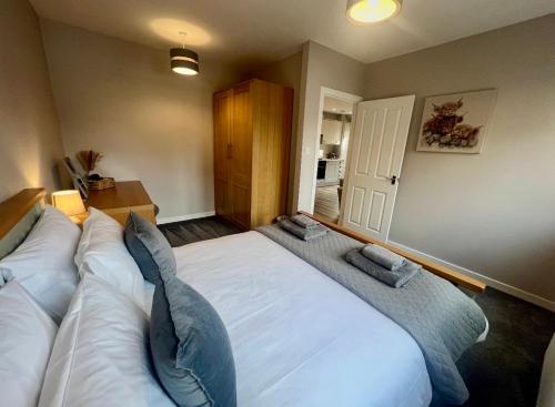THE ESK - Modern 1 bedroom apartment in centre of Melrose. in Мелроуз