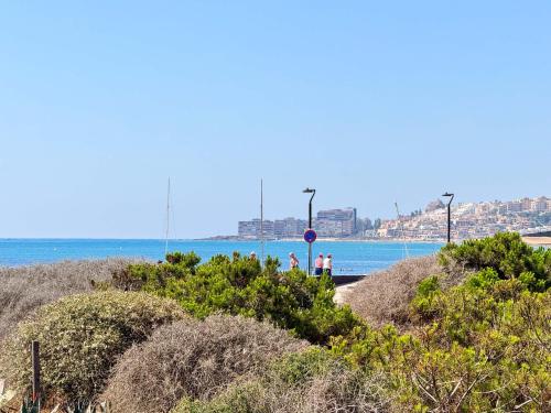 013 Sunny Beach Spain Apartment - Alicante Holiday - image 4