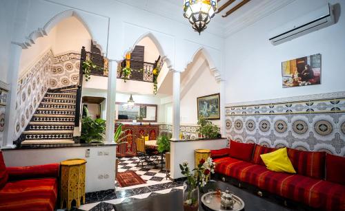 Riad Lalla Aicha -Piscine, 3 suites climatisées & terrasse 1