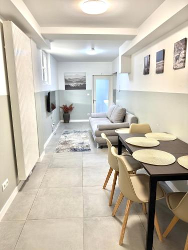 Facilities, Luxury Wohnung in zentraler Lage in Lokstedt