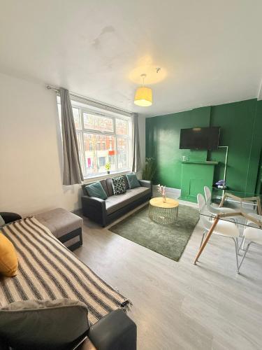 Tower Bridge Guest Flat-80