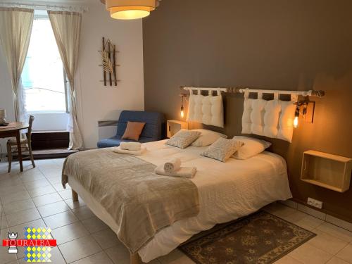 Echoppe Ancienne Boutique de cordonnier avec jardin privé (Echoppe Ancienne Boutique de cordonnier avec jardin prive) in Aubeterre-sur-Dronne