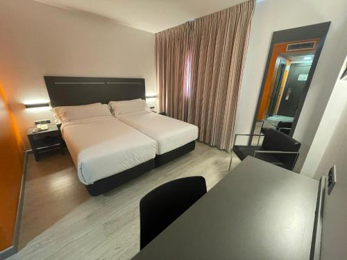 Photo - Hotel H2 Avila