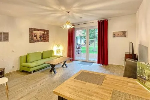 Holzfäller Baum 2 in Eiche, Deutschland