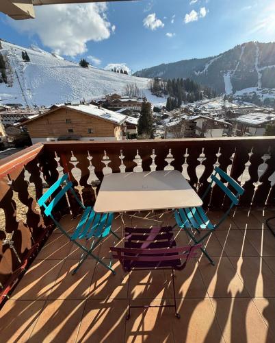 Studio La Clusaz avec balcon et garage