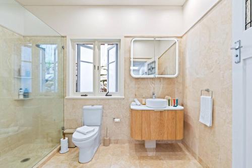 Contemporary Balmoral Beachside Family Retreat - image 10