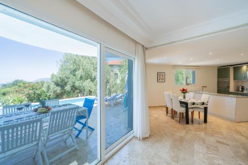 Lacitrus Hotel and Villa in Bayindir