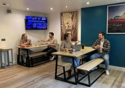 sala de TV, Smart Hyde Park Inn hostal (Smart Hyde Park Inn Hostel) in Londres