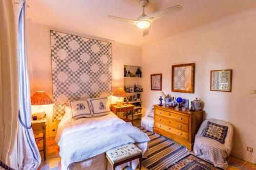 1 queen bed