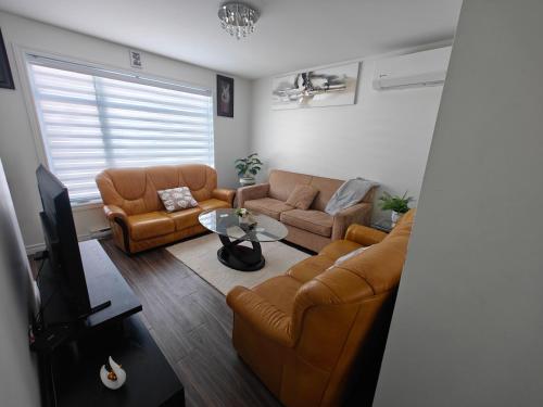 Appartement sur deux niveaux – khách sạn tại Beauport