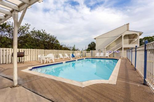 Motel 6-Bryan TX - College Station - image 9