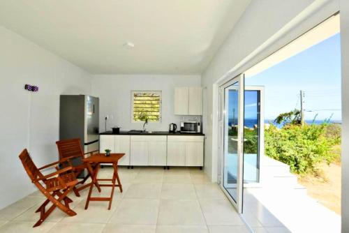Удобства, Westpunt Villa - Santirome 2BR House Near Turtle Beach in Westpunt