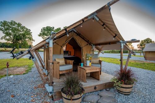 Roaring River Luxury Adventure Tent #13 in Cassville, USA