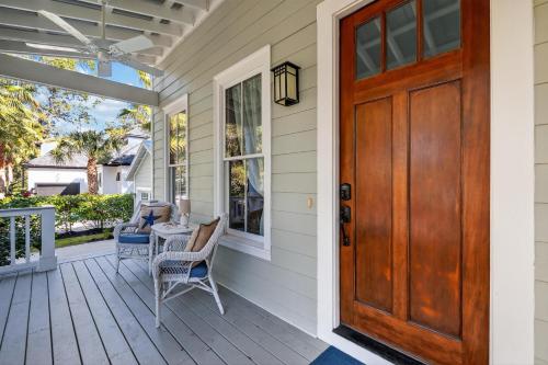 Village Oaks Cottage - image 4