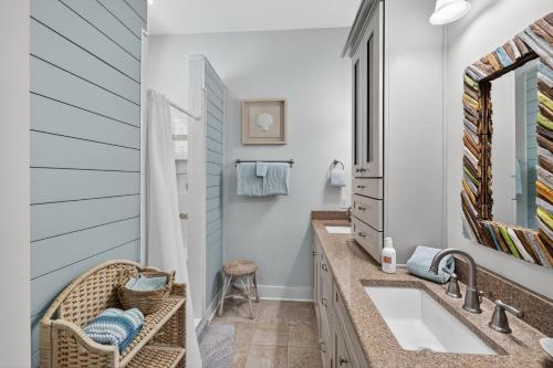 Village Oaks Cottage - image 5