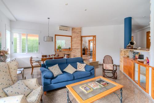 Villa Azahar - Mediterranean Retreat in Benifaio