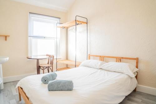 Chestnut Lodge Bed & Go in Eastleigh