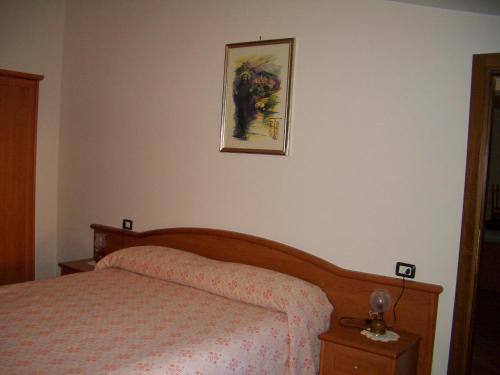 1 king bed, 1 twin bed