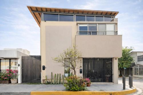 Comfortable and private full accommodation in Monterrey