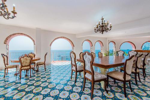 設施, AMORE RENTALS - Villa Incanto sul Mare in 海濱/海旁