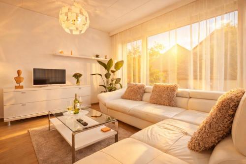 Deluxe Apartment mit Terrasse Prestige 2 in Friedrichshafen, Deutschland