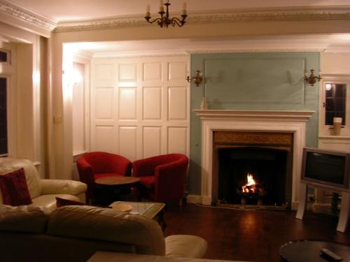 East Cliff Cottage Hotel - image 11