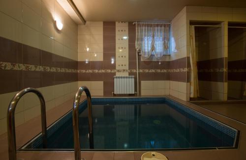 Dubrava Park-Hotel - image 14