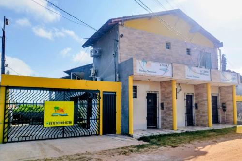2 bedrooms, 4 beds