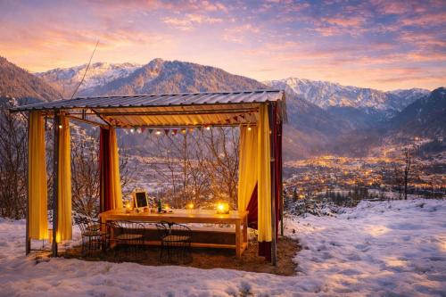 Heavenly Peaks - Hilltop Homestay photo 4