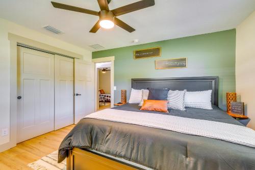 Bikes, Kayak and Dock Lakefront Inverness Retreat in 因弗內斯