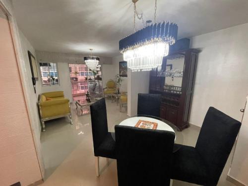 Alojamiento sencillo y confortable – khách sạn tại Villa Mella