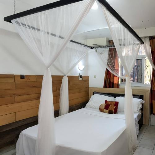 The Crib in โบนาเมรี