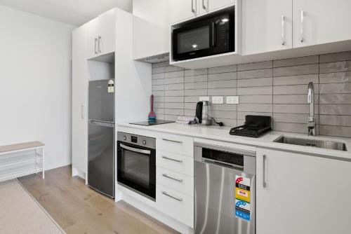 Mountain Ash View - main image