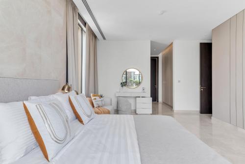 Palm Hills 5BR Luxury Villa with Private Pool & Maids Room - main image