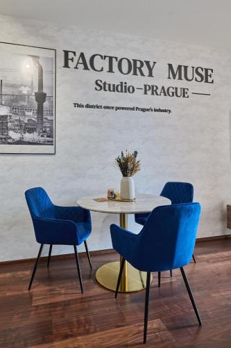 High-Sky O2 arena Apartment with garage parking and AC, Prague