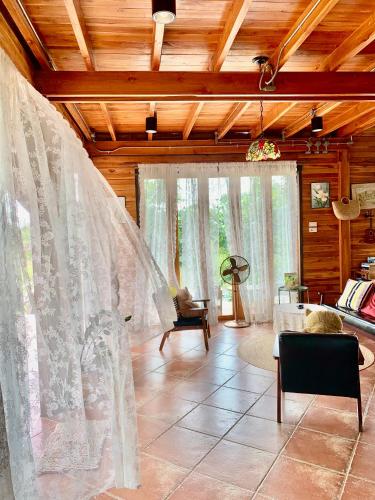 Rang Robin Farmstay for 4 with pool in Sida