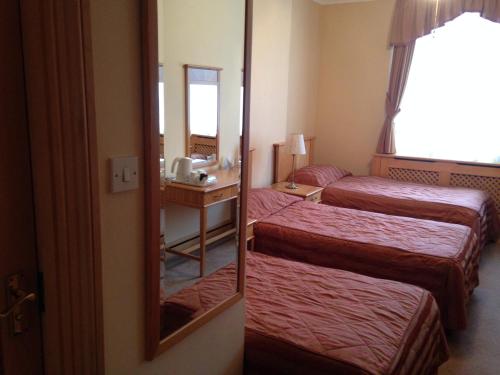 Troy Hotel - image 13