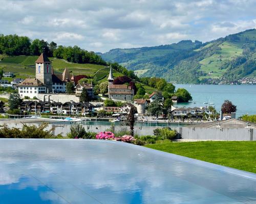 Belvédère Strandhotel - Hotel - Spiez