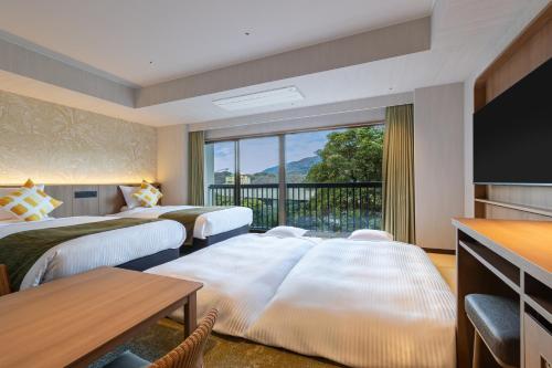 Spa Resort Hawaiians Hotel Hawaiians in Yumoto Station