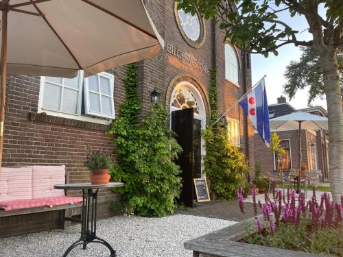 Kerkhotel Bij De Pastorie in Reitsum