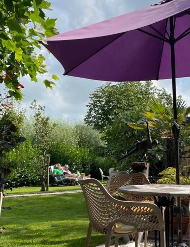 Kerkhotel Bij De Pastorie in Reitsum