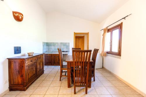 Residence with swimming-pool in Badesi, apartments with private outdoor area 5