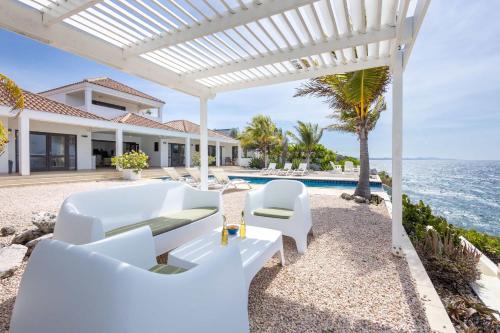 Vistas, Villa Sea Bright 63 - Coral Estate in Willibrordus