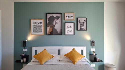 Bright apartment with terrace and free parking