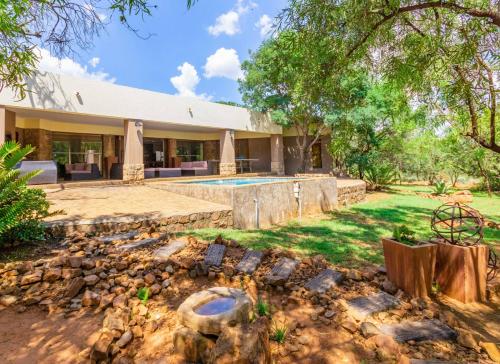 Iekārtas, Elements Bush Villa 216 in Waterberg Estate