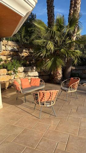 Rez de chausse dans Villa Independante calme in Saint-Raphael