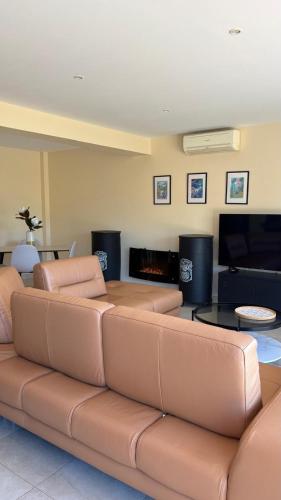 Rez de chausse dans Villa Independante calme in Saint-Raphael