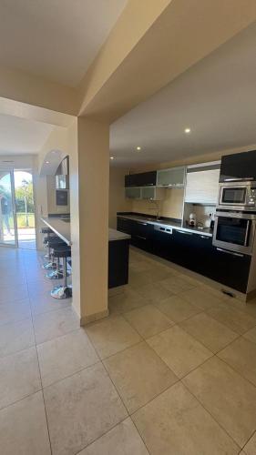 Rez de chausse dans Villa Independante calme in Saint-Raphael