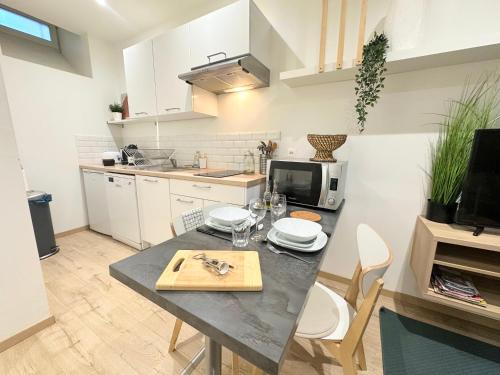 Le Cabrol Hyper centre WIFI 1er étage (Le Cabrol Hyper centre WIFI 1er etage) in Rodez