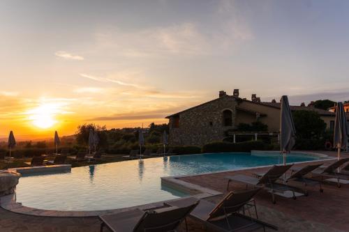 Басейн, Hotel Borgo Di Cortefreda - Place of Charme in Таварнелє у Валь ді Пеза